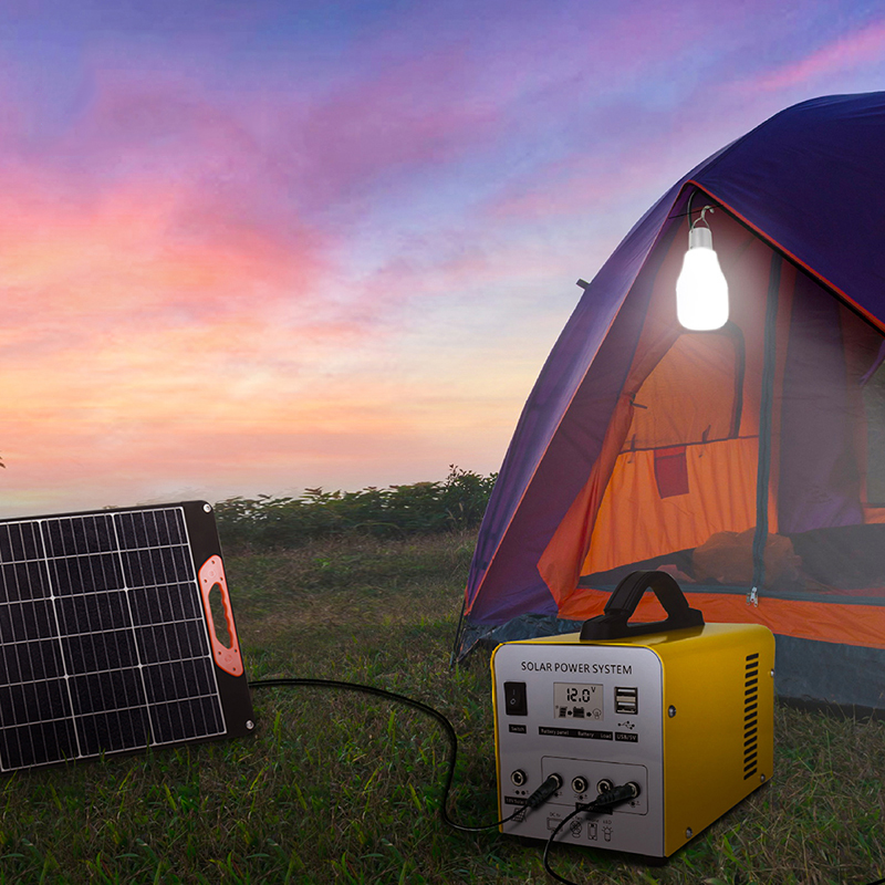 foldable-solar-powered-mobile-charger-(6)
